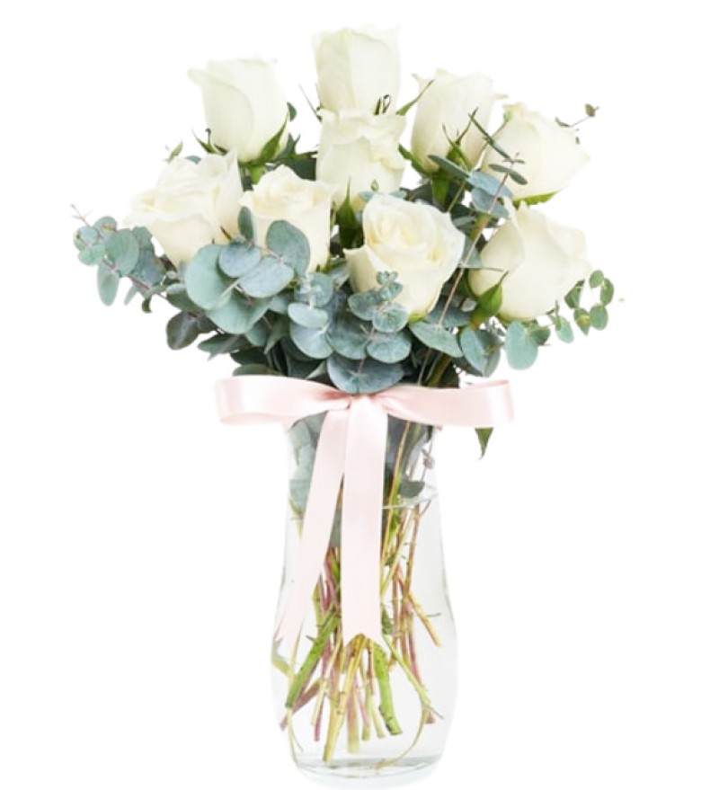 9 Beyaz gül ve okaliptüs