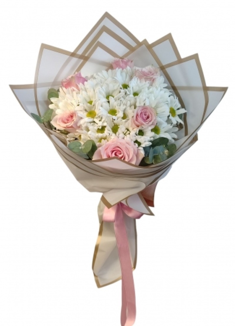 Güller ve Papatya Buketi