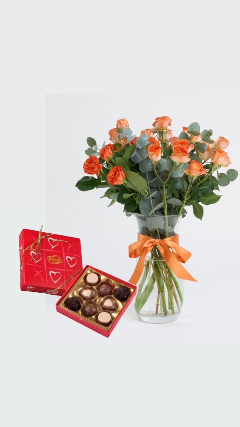 Turuncu Çardak Güller ve Çikolata