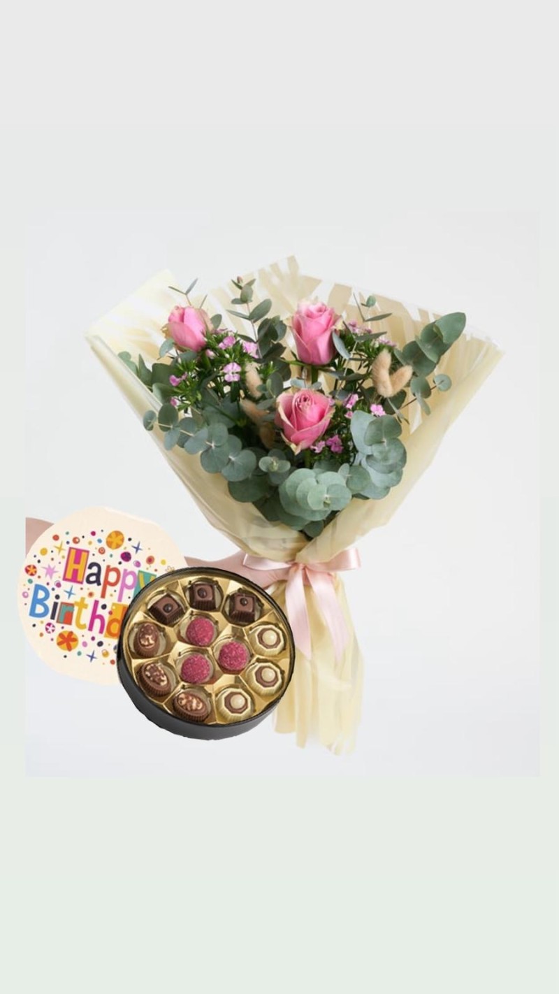 Bukette Pembe Güller & Doğum Günü Temalı Çikolata