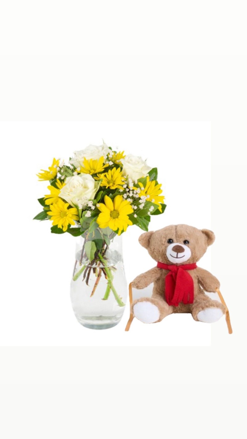 Vazoda Beyaz Güller ve Sarı Papatyalar & Peluş Ayı